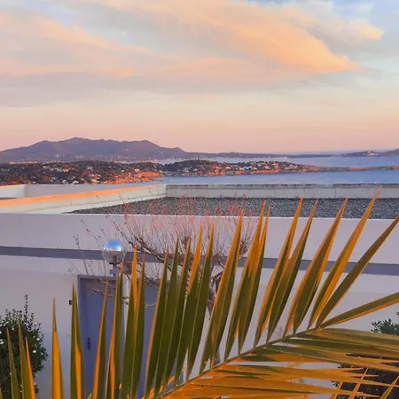 アパート Katikias